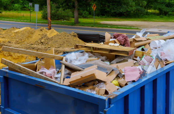 Best Garage Cleanout  in Hampton, IA